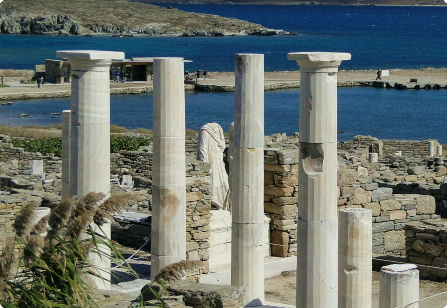 Traveling to Greece For the First Time